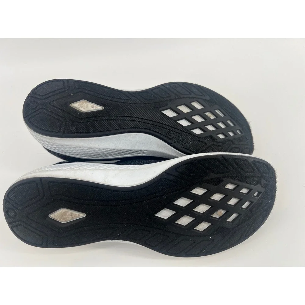 Tommy Bahama Women's Black Knit Slip On Shoes Tennis Sneakers Comfort Size 8.5